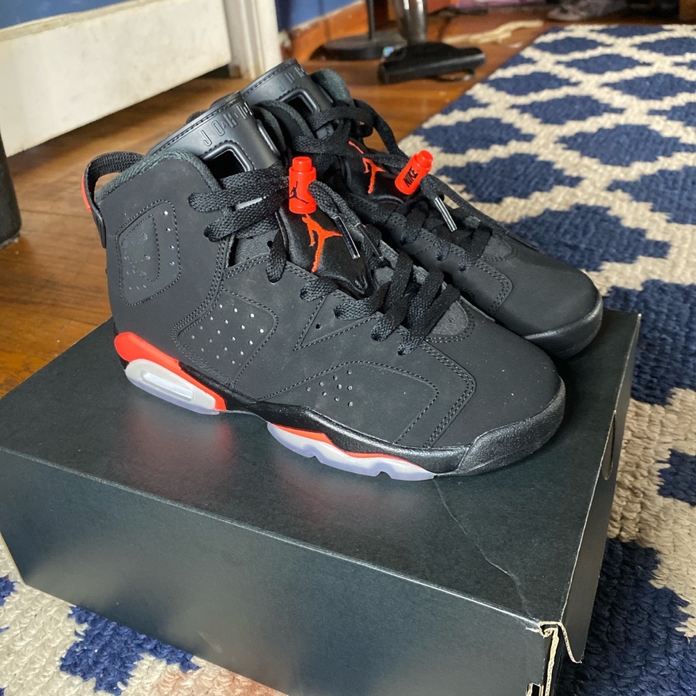 Jordan retro 6 black infrared 2019